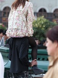 [online collection] sister Heisi riding on a man's shoulder on August 21, 2013(31)
